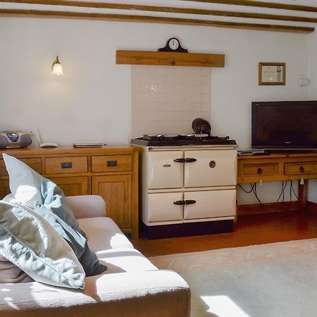 Woodhouse Cottage Hawarden Екстериор снимка