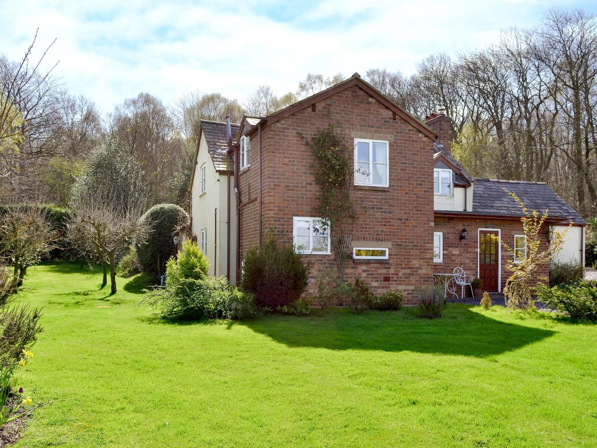 Woodhouse Cottage Hawarden Екстериор снимка